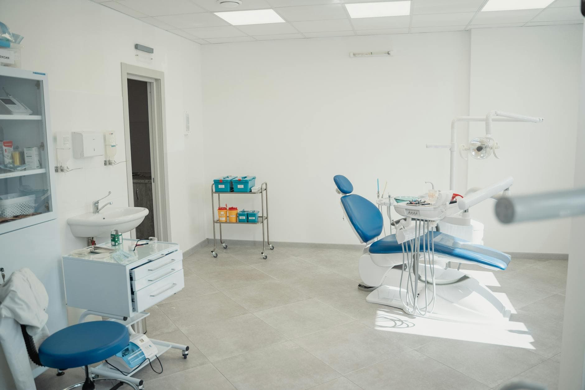 Oral surgery dental clinic CBD Belapur bright clean professional